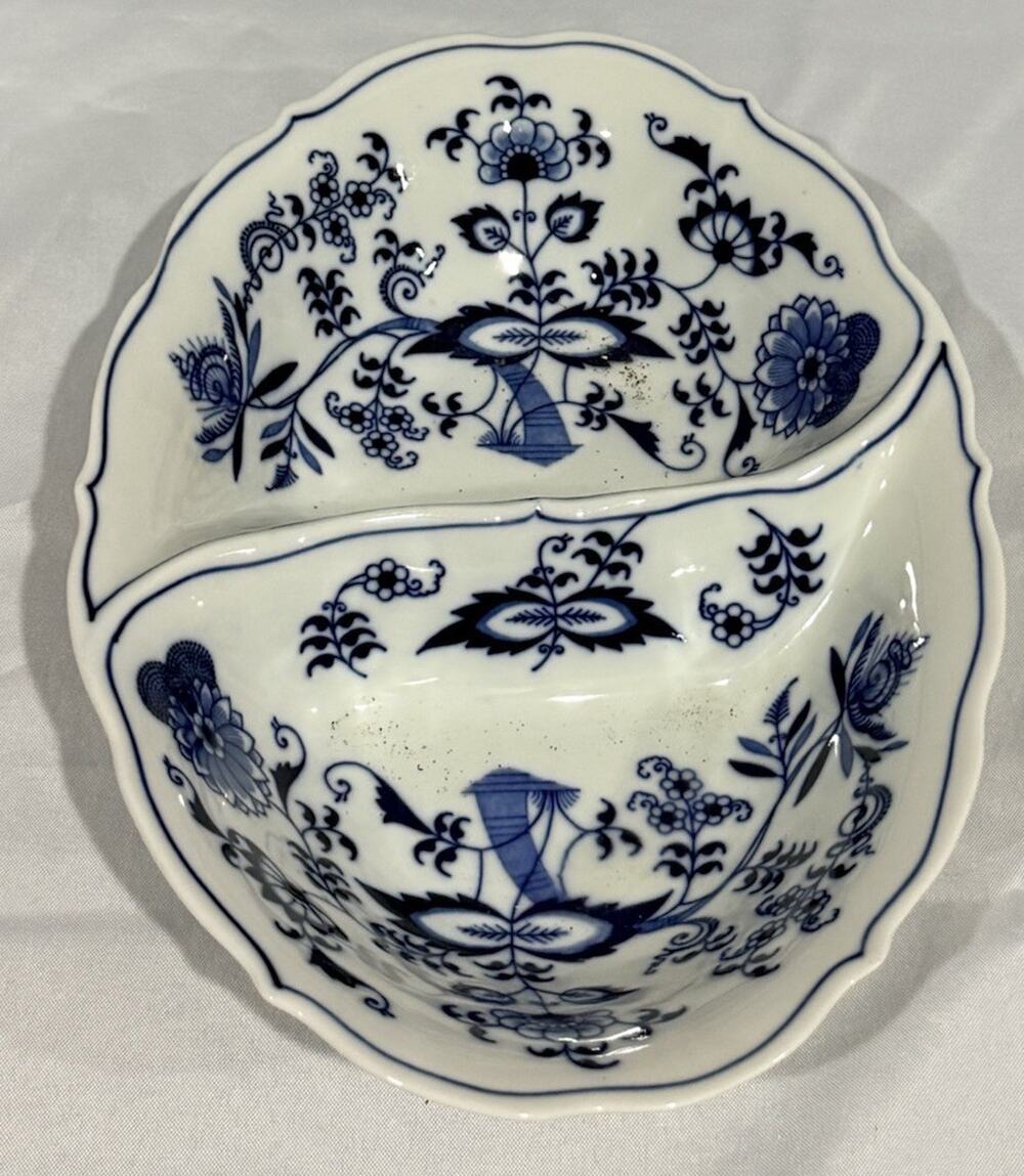 Vintage Blue Danube Blue Onion Pattern Divided Oval Serving Bowl 11”